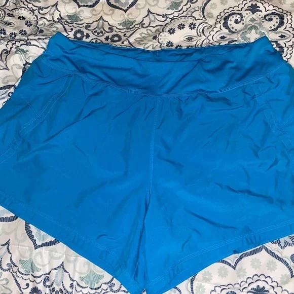 Work out shorts - Picture 4 of 5